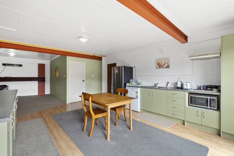 Photo of property in 39 Russleigh Drive, Dinsdale, Hamilton, 3204