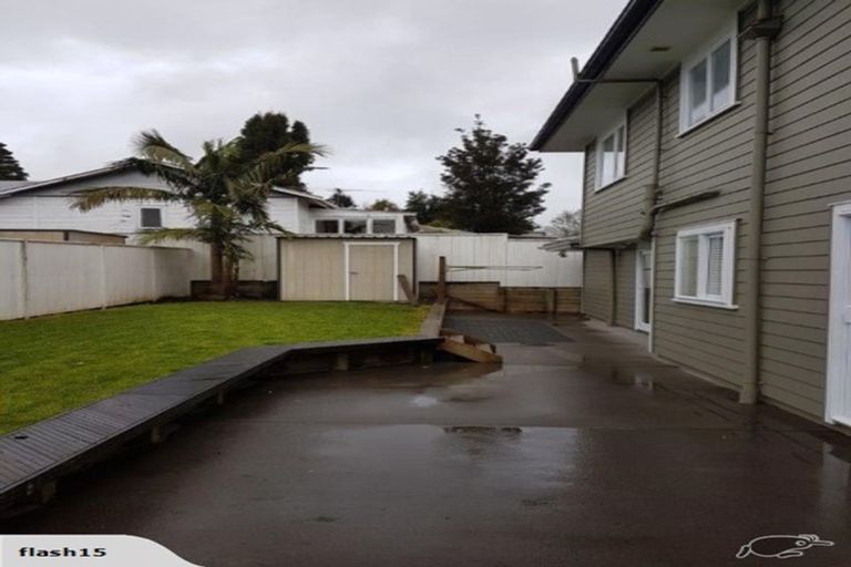 Photo of property in 4 Nirmal Place, Sunnyvale, Auckland, 0612