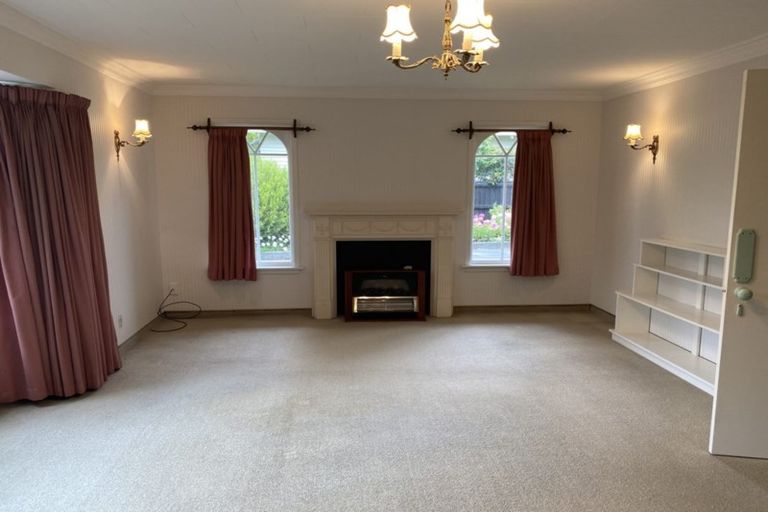 Photo of property in 1/50 Kilmarnock Street, Riccarton, Christchurch, 8011