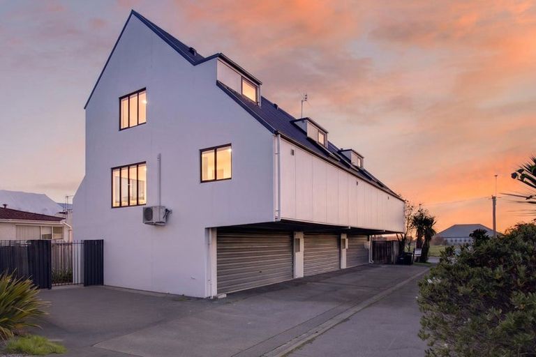 Photo of property in 3/477 Madras Street, St Albans, Christchurch, 8014