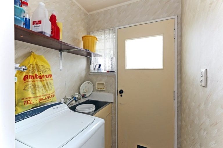 Photo of property in 1/800 Miller Street, Hastings, 4122