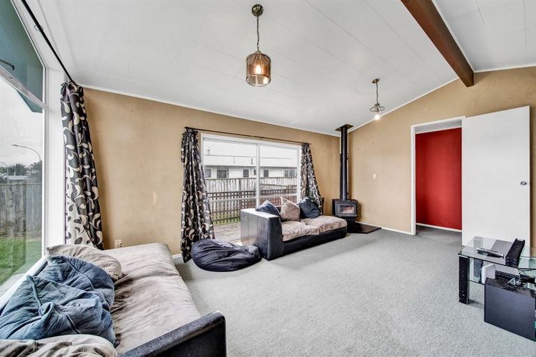 Photo of property in 3 Trimble Place, Bell Block, New Plymouth, 4312