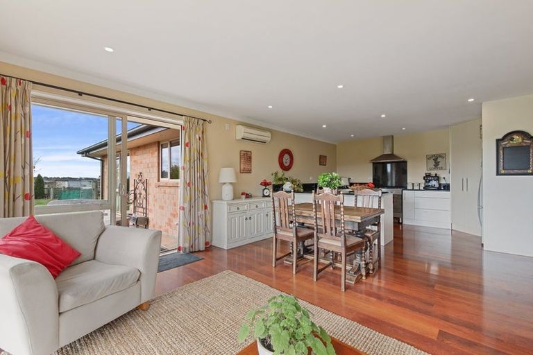 Photo of property in 1238 Two Chain Road, Swannanoa, 7475