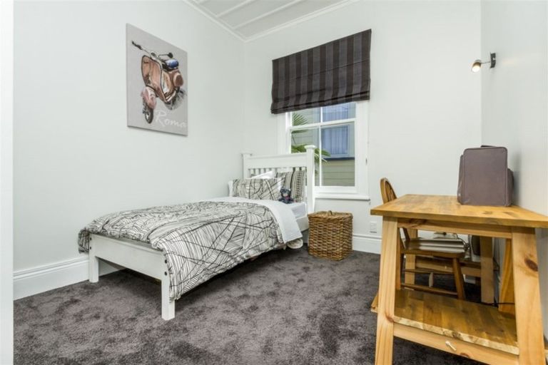 Photo of property in 104 Calliope Road, Stanley Point, Auckland, 0624