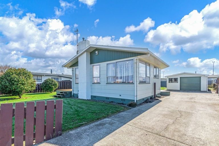 Photo of property in 21 George Street, Pahiatua, 4910