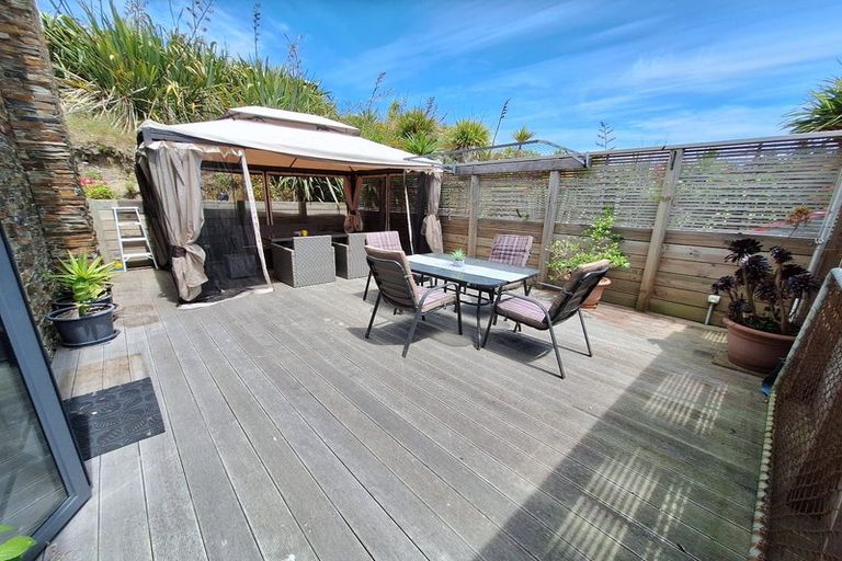 Photo of property in 78 Waitarere Rise Avenue, Waitarere, Levin, 5510