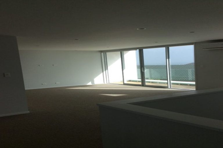 Photo of property in 224 Mount Pleasant Road, Mount Pleasant, Christchurch, 8081