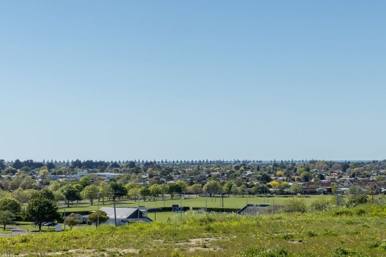 Photo of property in 89 Oak Road, Poraiti, Napier, 4112