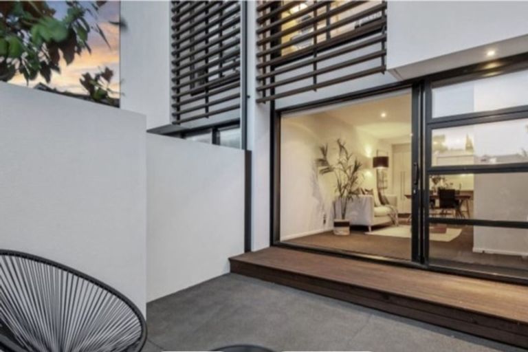 Photo of property in 107 Caledonian Road, St Albans, Christchurch, 8014