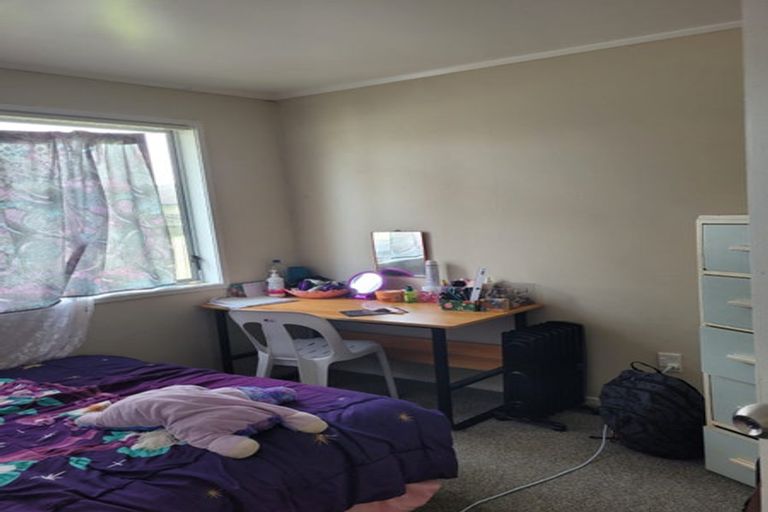 Photo of property in 6 Karina Place, Glen Eden, Auckland, 0602