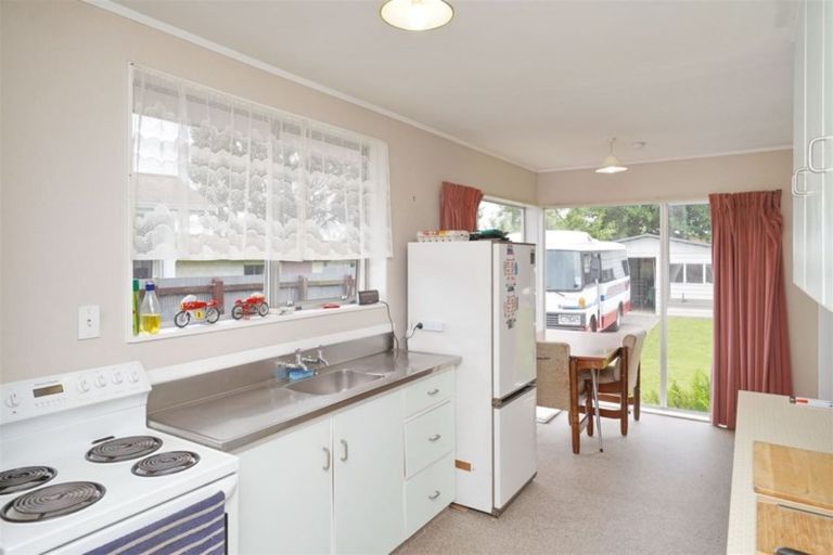 Photo of property in 77 Charles Street, Rangiora, 7400