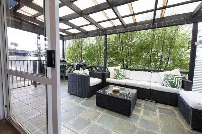 Photo of property in 19 Harpham Street, Taradale, Napier, 4112