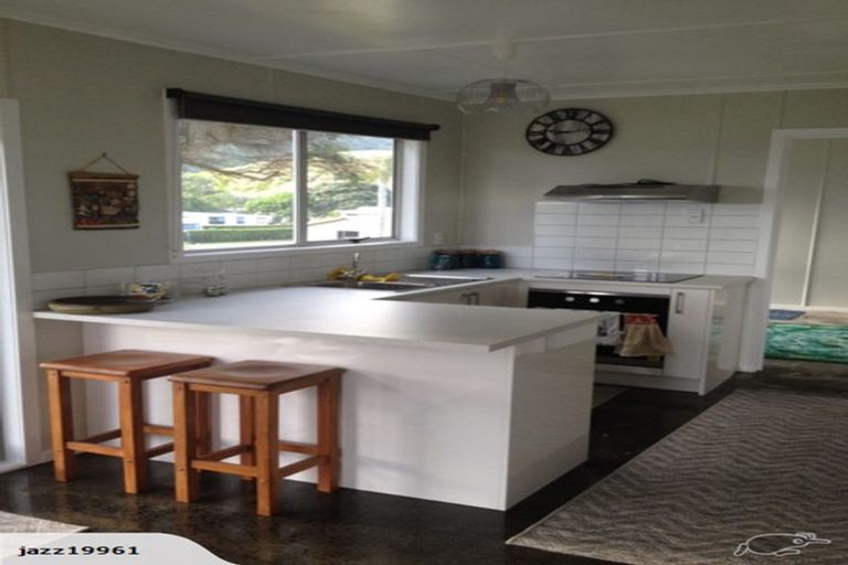 Photo of property in 122 Maunsell Road, Port Waikato, Tuakau, 2695