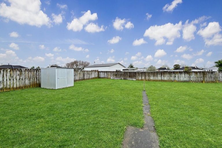 Photo of property in 6-8 Devon Crescent, Bulls, 4818