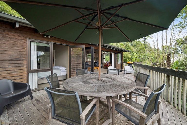 Photo of property in 47 Spencer Road, Lake Tarawera, Rotorua, 3076