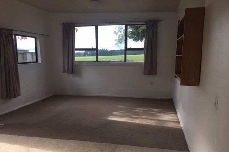 Photo of property in 14 Coulter Road, Owhata, Rotorua, 3010