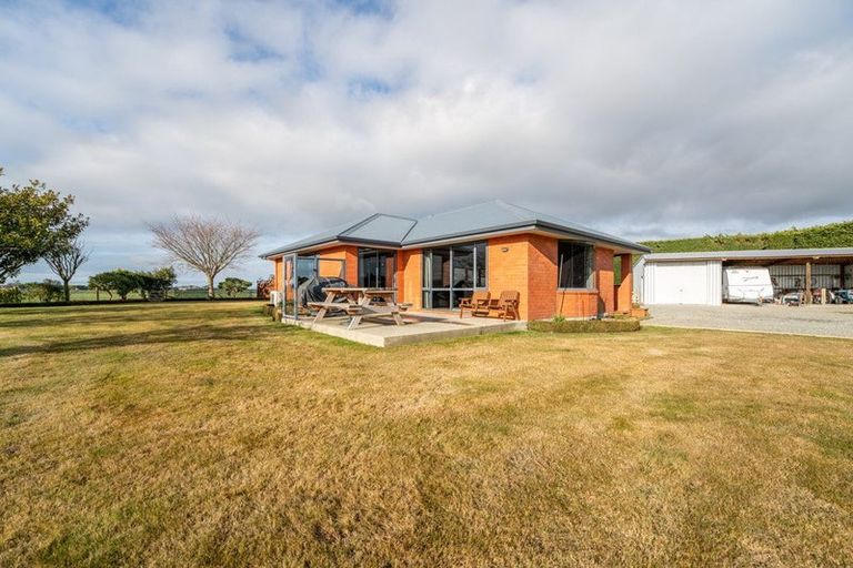 Photo of property in 288 Pleasant Point Highway, Levels, Timaru, 7975