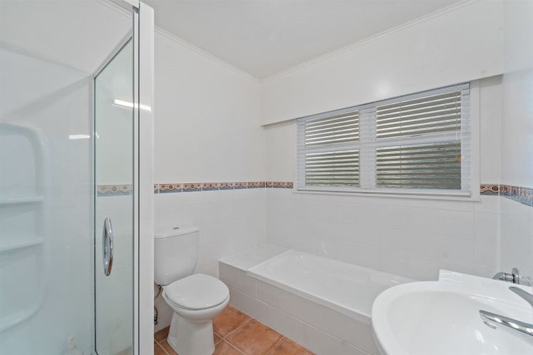 Photo of property in 4/2 Argyle Terrace, Milford, Auckland, 0620