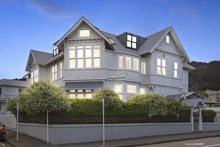 Photo of property in The Villas, 10/33 Hobson Street, Thorndon, Wellington, 6011