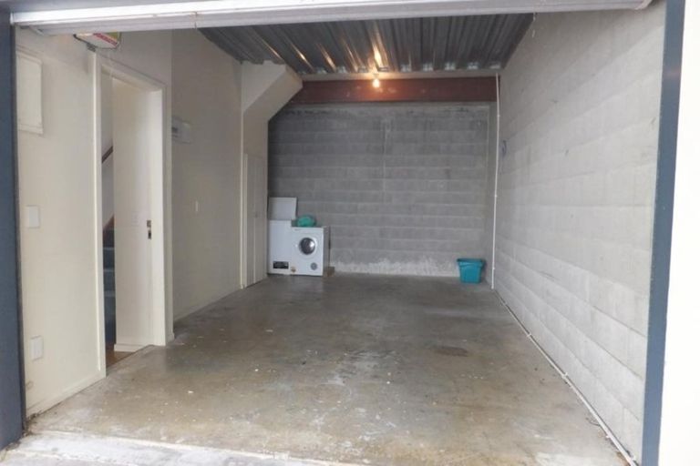 Photo of property in 7e Austin Street, Mount Victoria, Wellington, 6011