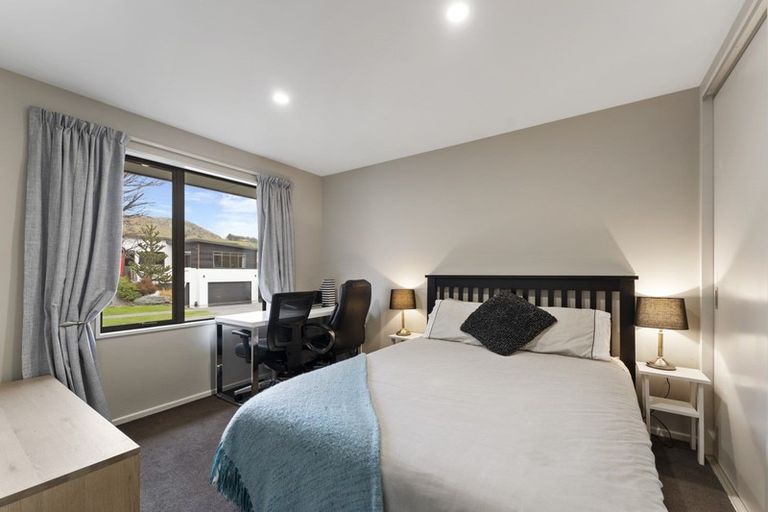 Photo of property in 2 Quill Street, Lake Hayes, Queenstown, 9304
