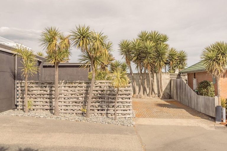Photo of property in 14 Driftwood Lane, Waimairi Beach, Christchurch, 8083