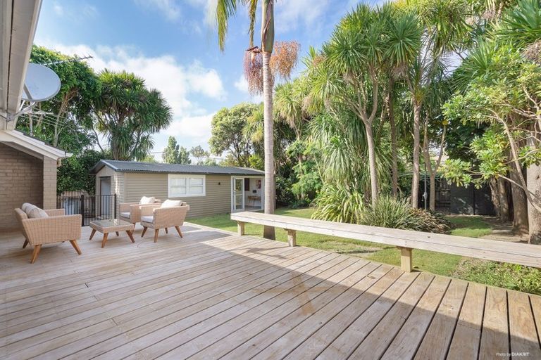 Photo of property in 20 Alamein Road, Panmure, Auckland, 1072