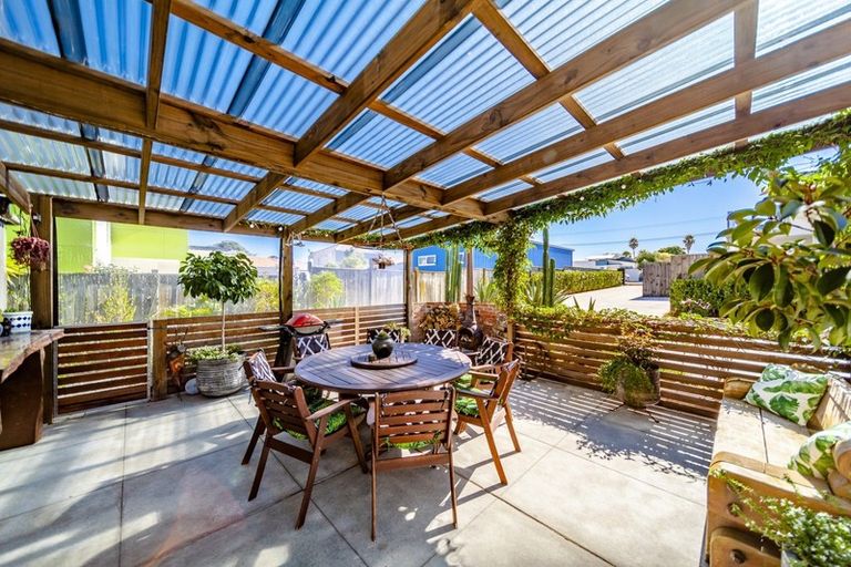 Photo of property in 168a Charles Street, Westshore, Napier, 4110