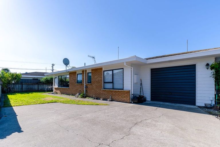 Photo of property in 3/72-80 Murphy Road, Taradale, Napier, 4112