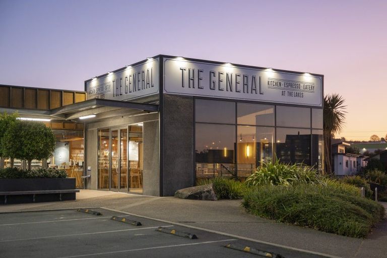 Photo of property in 19 Bridgewater Way, Pyes Pa, Tauranga, 3112