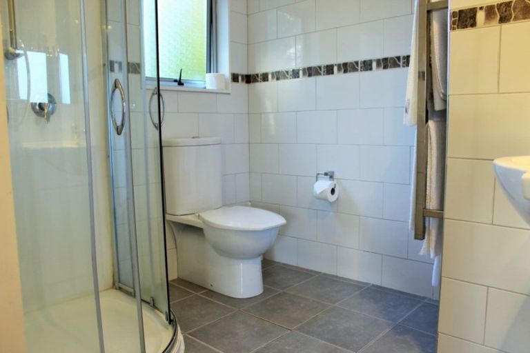 Photo of property in 51 Quintin Drive, Te Anau, 9600