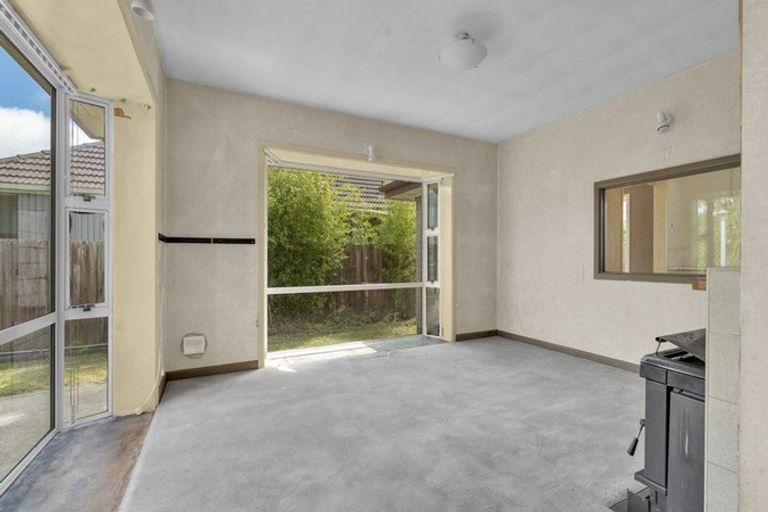 Photo of property in 48 Cranbrook Avenue, Burnside, Christchurch, 8053