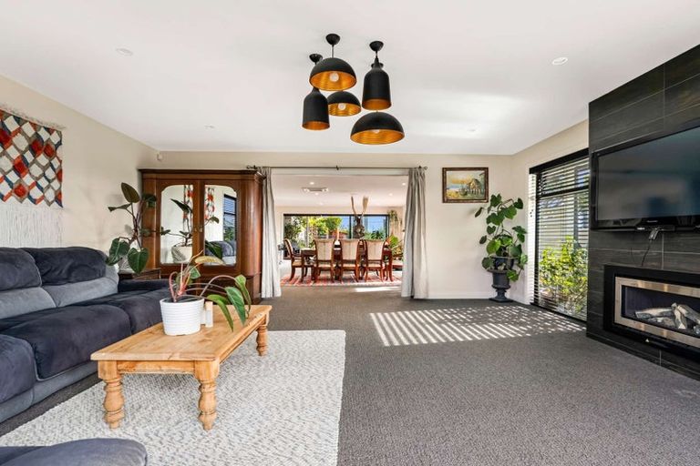 Photo of property in 70 Palm Springs Boulevard, Papamoa Beach, Papamoa, 3118