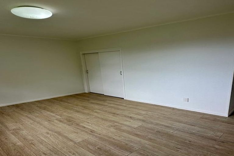 Photo of property in 6/133 Shakespeare Road, Milford, Auckland, 0620