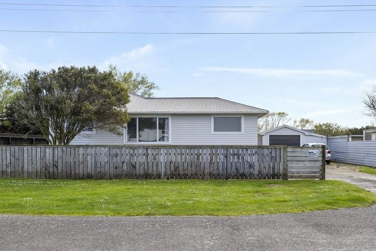 Photo of property in 13 Albert Street, Hawera, 4610