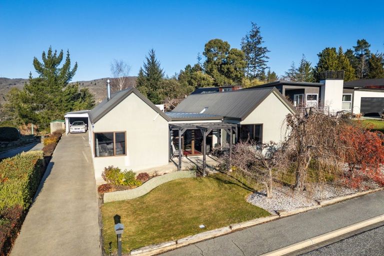 Photo of property in 39 Kamaka Crescent, Bridge Hill, Alexandra, 9320