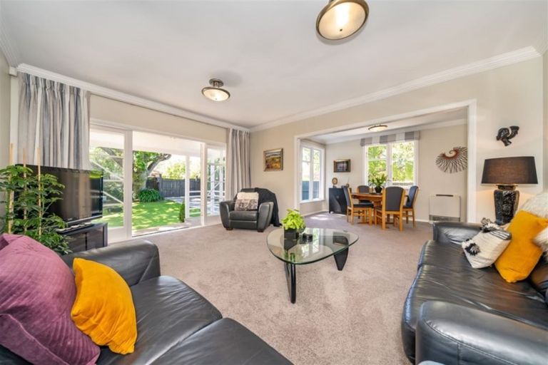 Photo of property in 350 Fergusson Drive, Heretaunga, Upper Hutt, 5018