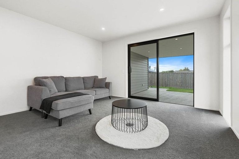 Photo of property in 12 Pohutukawa Place, Lansdowne, Masterton, 5810