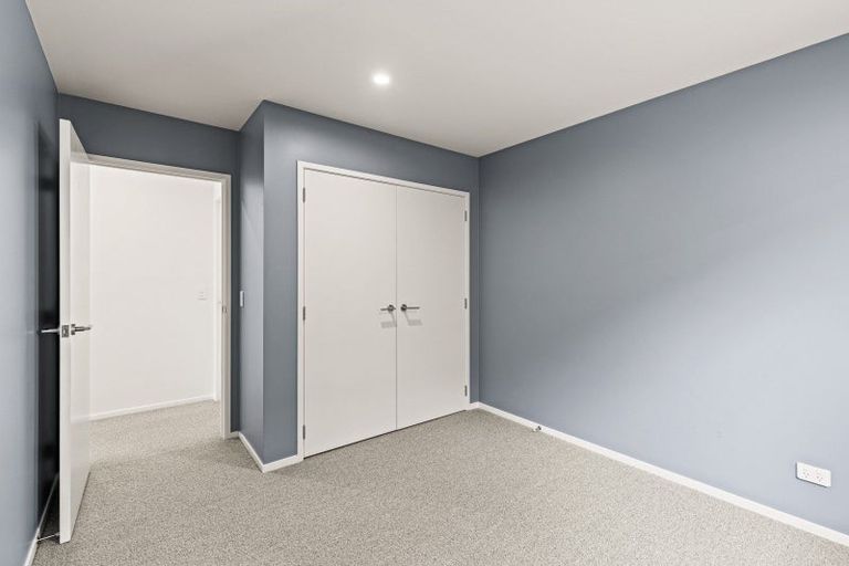 Photo of property in 2 Piper Way, Glen Avon, New Plymouth, 4312