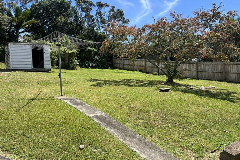 Photo of property in 33 Lingfield Street, Glenfield, Auckland, 0629