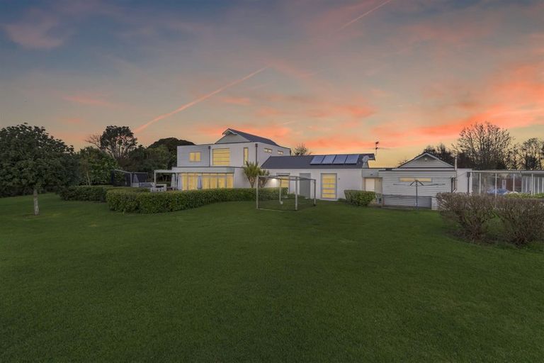 Photo of property in 209 Karaka Nth Road, Karaka, Papakura, 2580
