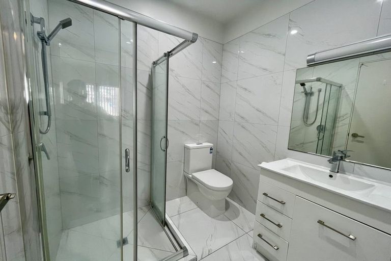 Photo of property in 6b Carlos Drive, Flat Bush, Auckland, 2016