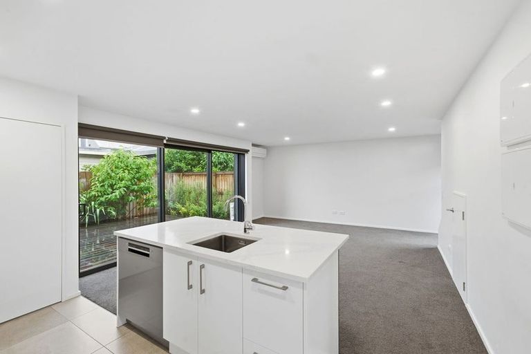 Photo of property in 3/59 Thackeray Place, Waltham, Christchurch, 8023