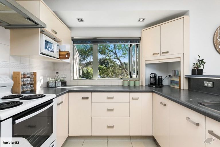 Photo of property in 285a Oceanbeach Road, Mount Maunganui, 3116