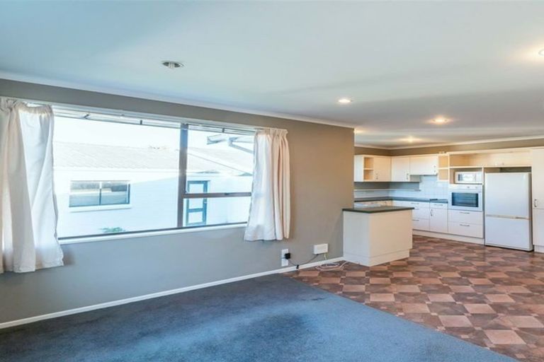 Photo of property in 76 Cheyenne Street, Sockburn, Christchurch, 8042