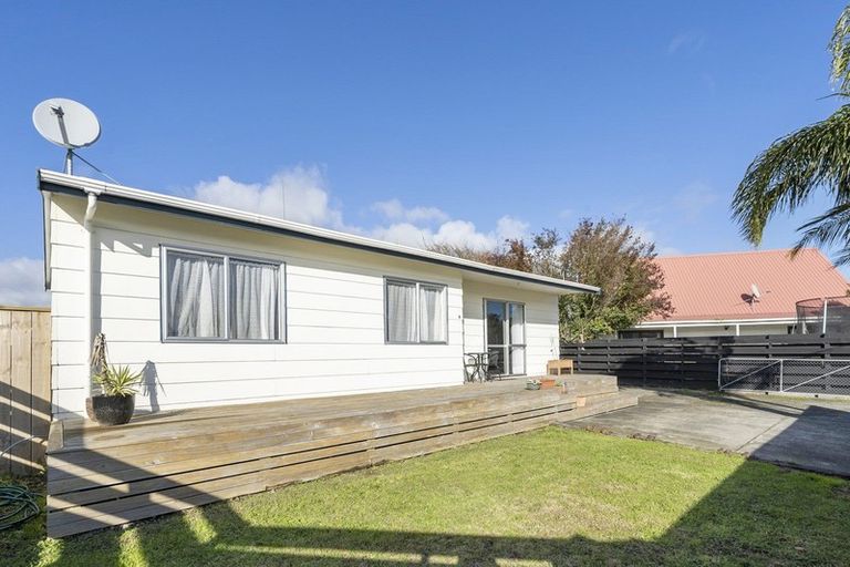 Photo of property in 6 Athena Grove, Highbury, Palmerston North, 4412