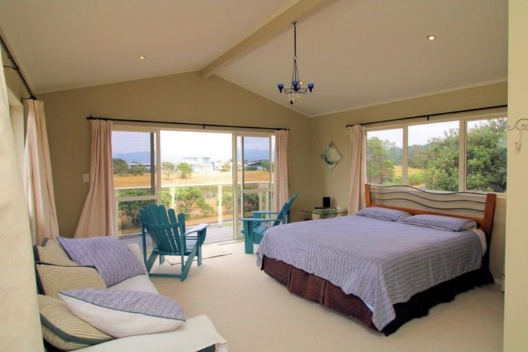Photo of property in 618 Matarangi Drive, Matarangi, Whitianga, 3592