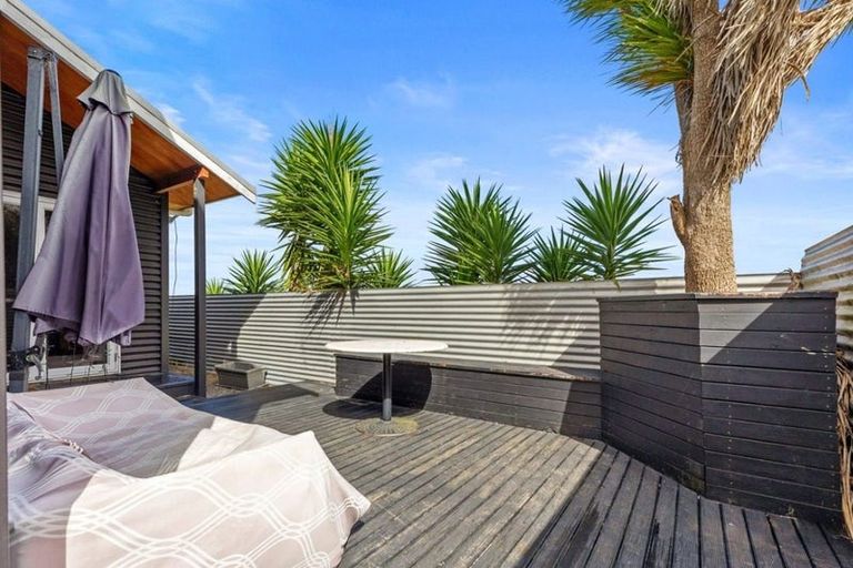 Photo of property in 42b Simpson Road, Papamoa Beach, Papamoa, 3118