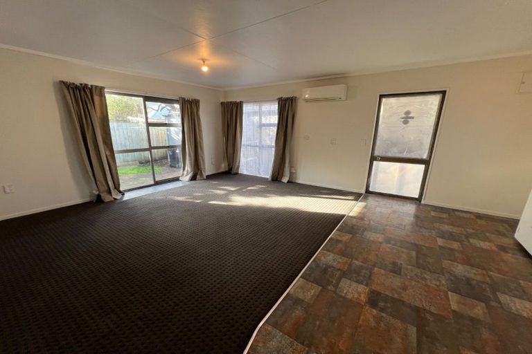 Photo of property in 7/81 Linton Street, West End, Palmerston North, 4410