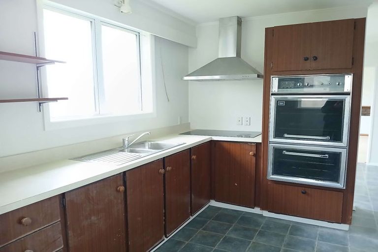 Photo of property in 56 Tarawera Road, Johnsonville, Wellington, 6037